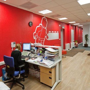 amazing-creative-workspaces-office-spaces-10-7-300x300.jpg