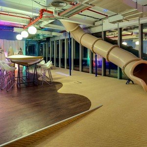 amazing-creative-workspaces-office-spaces-12-15-300x300.jpg